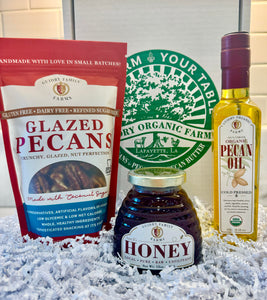 Gift Box #17: 8 oz Glazed Pecans, 12 oz Honey, 250 mL Pecan Oil